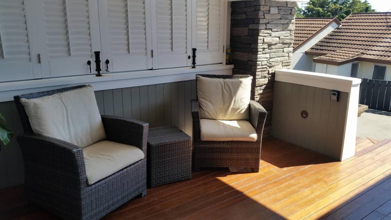 Delightful On Devonport Hotel Tauranga Exterior photo